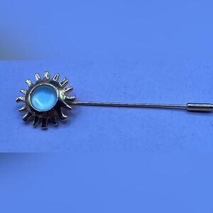 Smithsonian Sun Lapel Stick Pin Gold Tone Blue Cabochon Tie Tac Jewelry